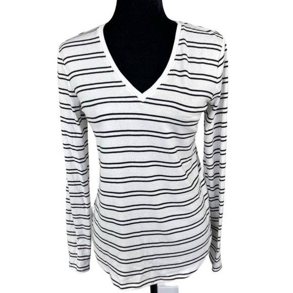 Banana Republic Sweaters - Banana Republic Casual Long Sleeve Sweater White black stripes v-neck size S